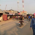 Am späten Nachmittag und Abend füllen sich langsam die Straßen Phnom Penhs mit Arbeiter*innen, Kambodscha 2018 © Anonym