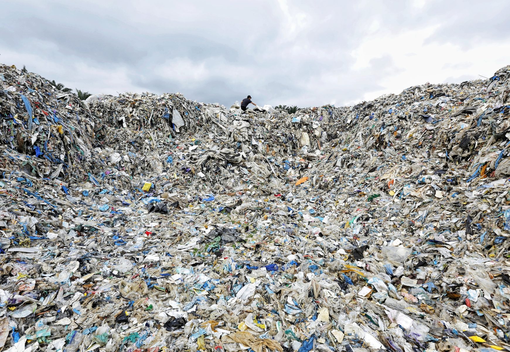 Ein Berg aus Plastikmüll © Greenpeace Malaysia