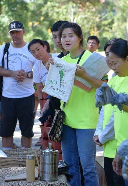 Lê Thị Kim Ngọc (Ngoc), Umweltaktivistin und Leiterin der Initiative "Phu Quoc Sach va Xanh - Phu Quoc Clean and Green" © Phu Quoc clean and green