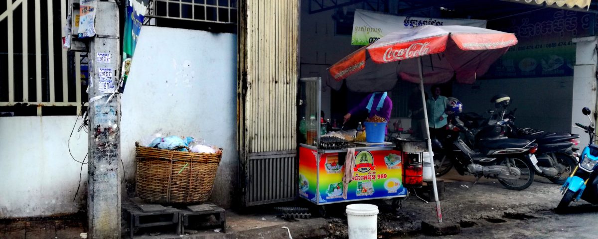 Coca Cola-Werbungen sind in Phnom Penh omnipräsent © Kathrin Eitel