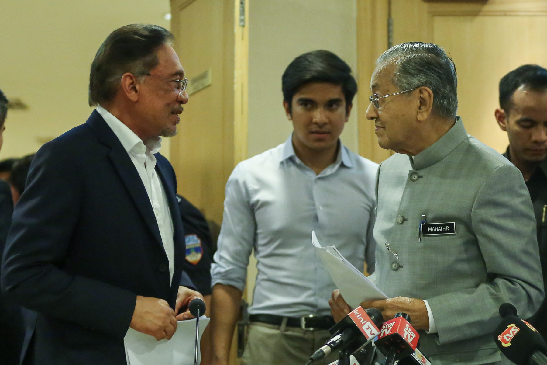 Vor Kurzem entstand dieses gemeinsame Foto von Mahathir und Anwar, November 2019 © Yusof Mat Isa