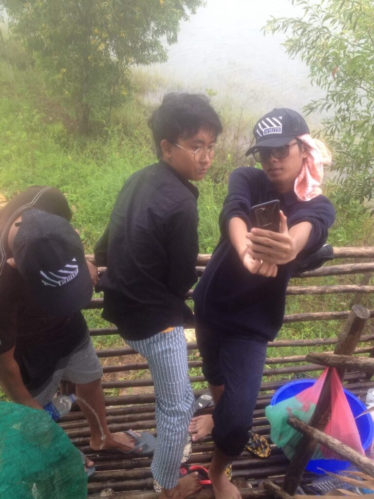 Myanmar, Revolution, Trans